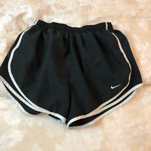 Black nike shorts